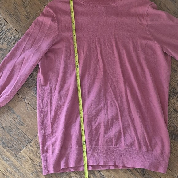 Torrid Turtle Neck Shirt Faux Button Cuffs Salmon Pink Strech Plus 3x - Picture 3 of 8